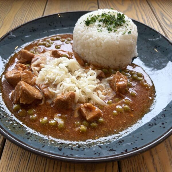 MENU 2. 120g Mexický jemný guľáš, 180g ryža (7)